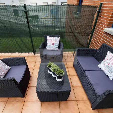 Patio De Auro Luanco