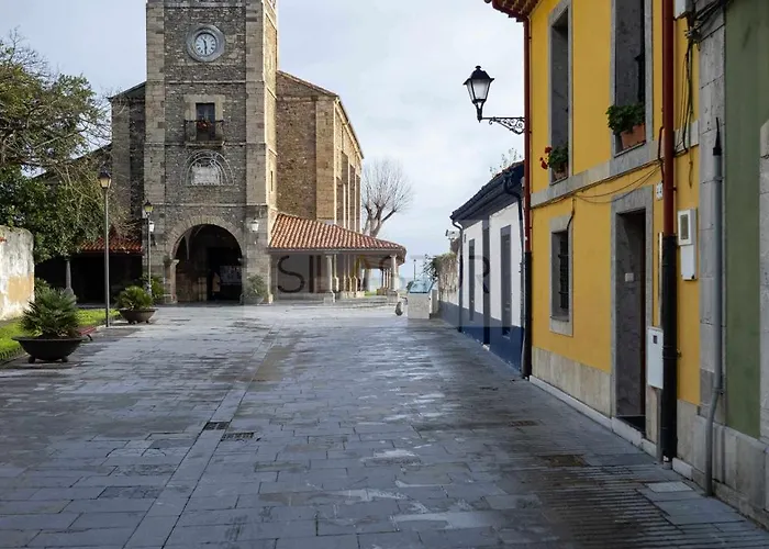 Patio De Auro * Luanco