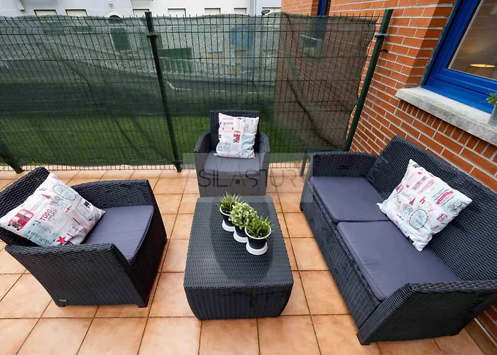 Patio De Auro Luanco